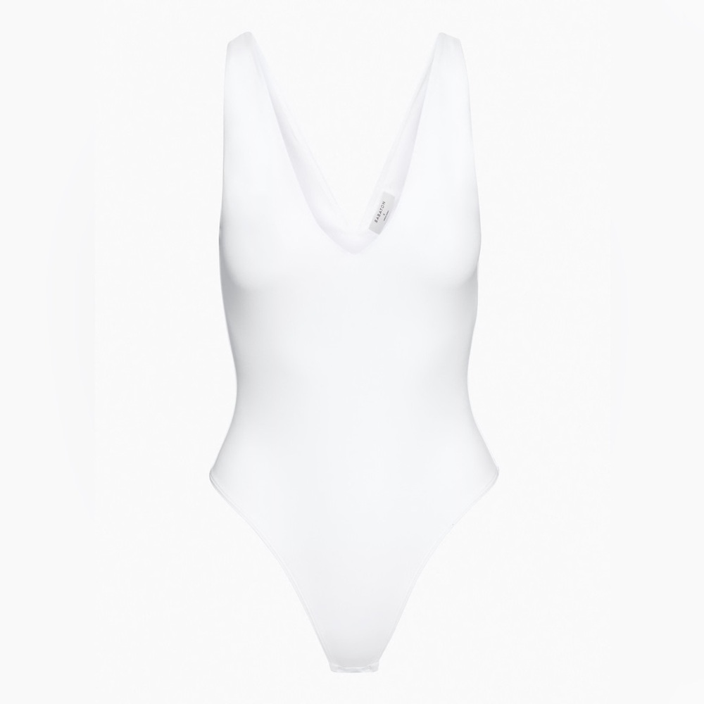 Babaton Contour V‎ Neck Bodysuit